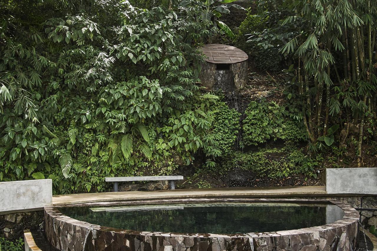 Lintang Luku Tent Resort Ijen, Banyuwangi Баньюванги Экстерьер фото